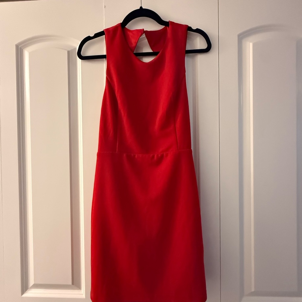 Elegant Red Sleeveless Dress